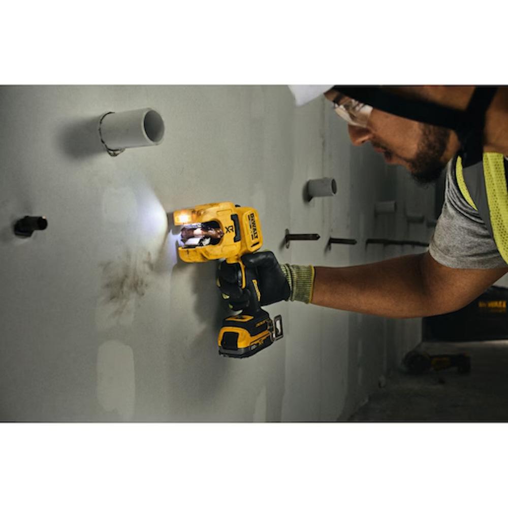 DCE154E1 Copper Tube Cutter, 20V Max, 1-1/4 Inch, Includes Battery and 2 Replacement Wheels, Dewalt